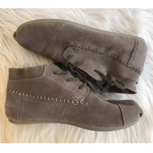 Toms Shoes - TOMS Gray Bootie Ankle Boots Moccasins Lace up 9